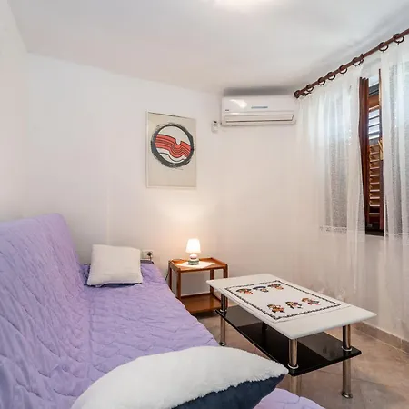 Appartement With Parking Space Rabac, Labin - 12107 Rabac