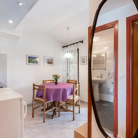 Apartman With Parking Space Rabac, Labin - 12107
