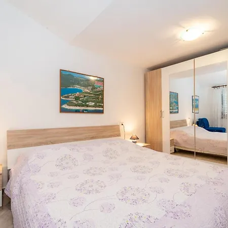 With Parking Space Rabac, Labin - 12107 * ראבץ