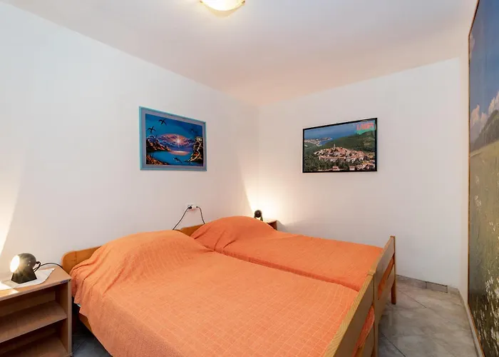 Appartement With Parking Space Rabac, Labin - 12107 *