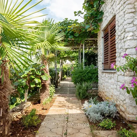 Appartement With Parking Space Rabac, Labin - 12107